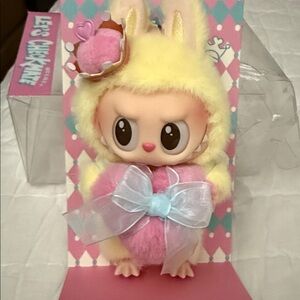 Pop Mart Collectible Labubu Lets Checkmate Queen monster